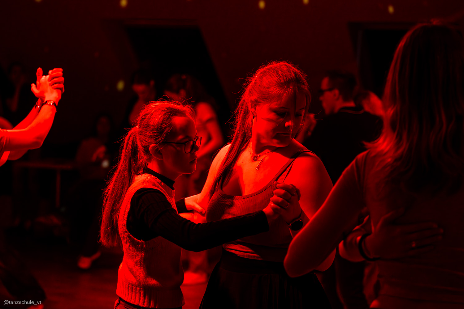 20240420 Huckepack Tanzparty 3308